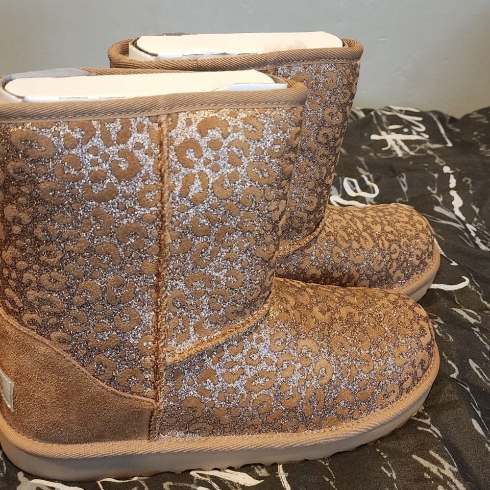 Sparkly Leopard Print Boots